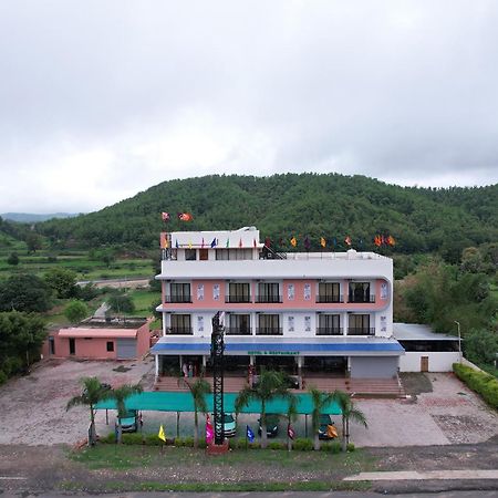Hotel White Lotus Dungarpur Kültér fotó
