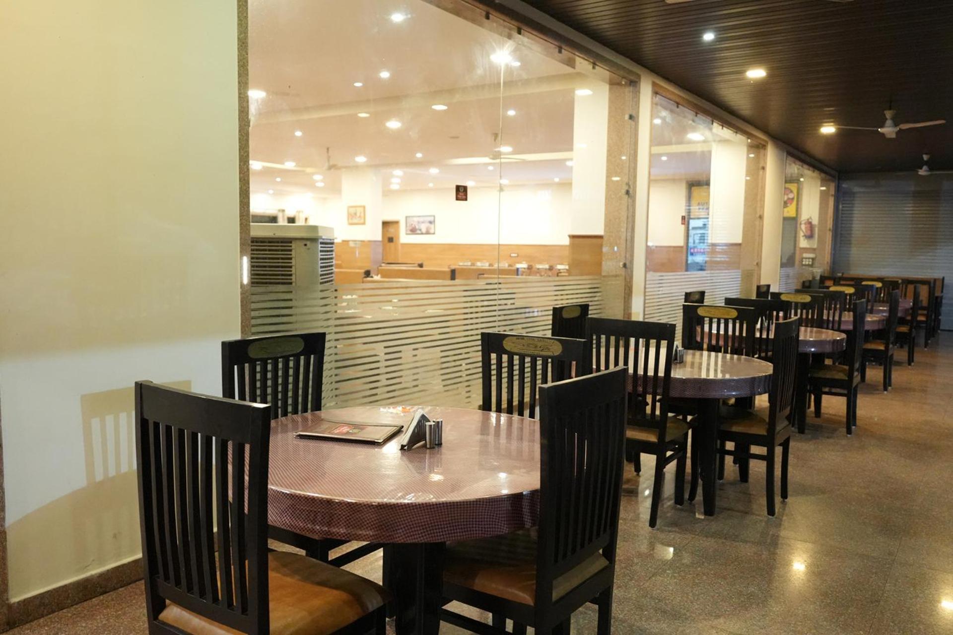 Hotel White Lotus Dungarpur Kültér fotó